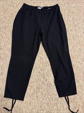 Women with Control Black Capris with Ankle Ties